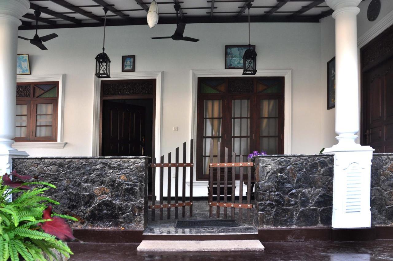 Mama Villa Хиккадува Экстерьер фото