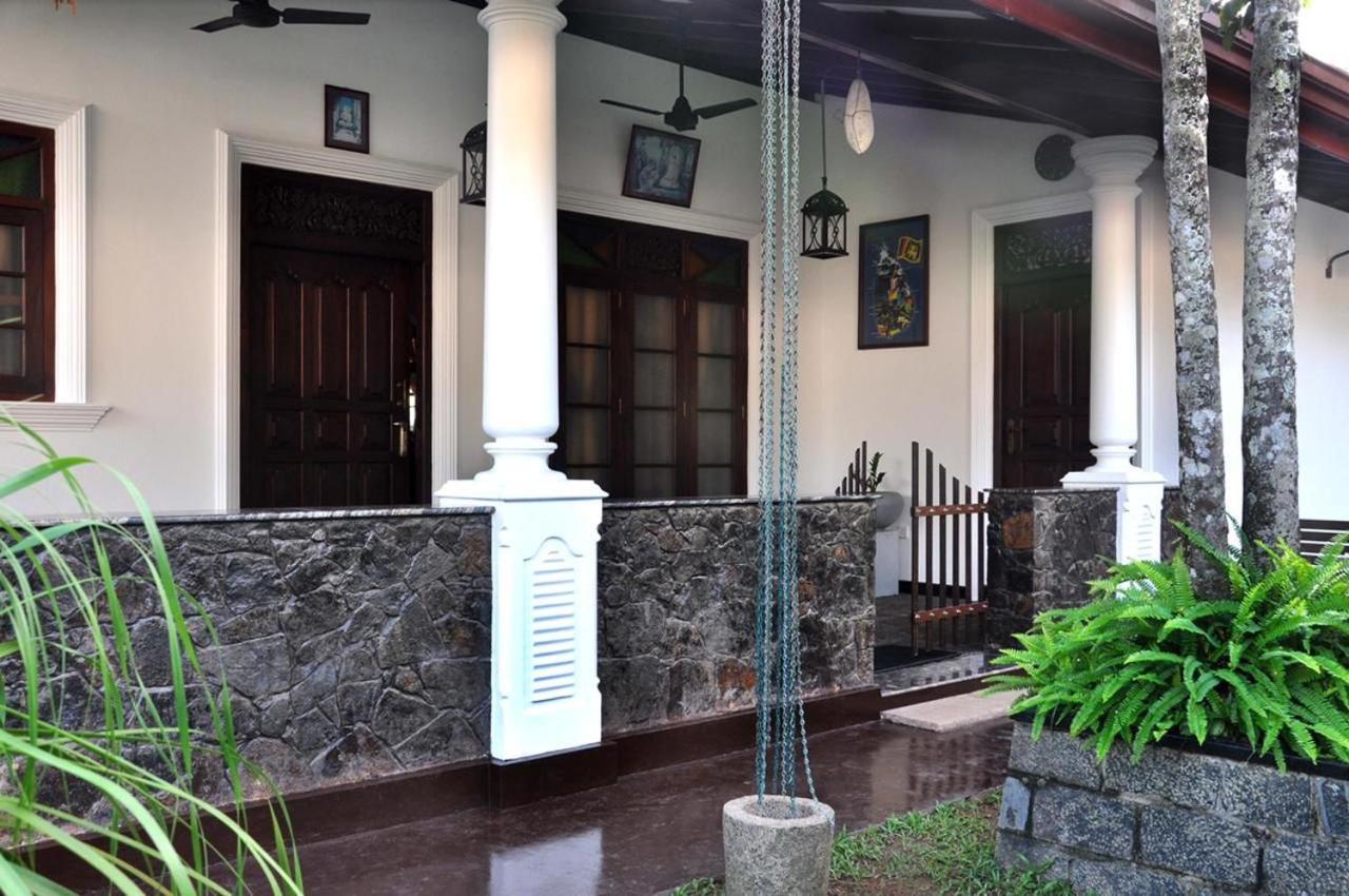Mama Villa Хиккадува Экстерьер фото